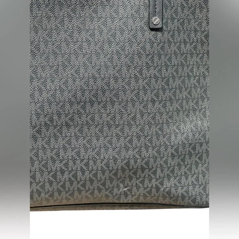 Michael Kors Black MK Logo Jet Set Travel Tote - Picture 3 of 12